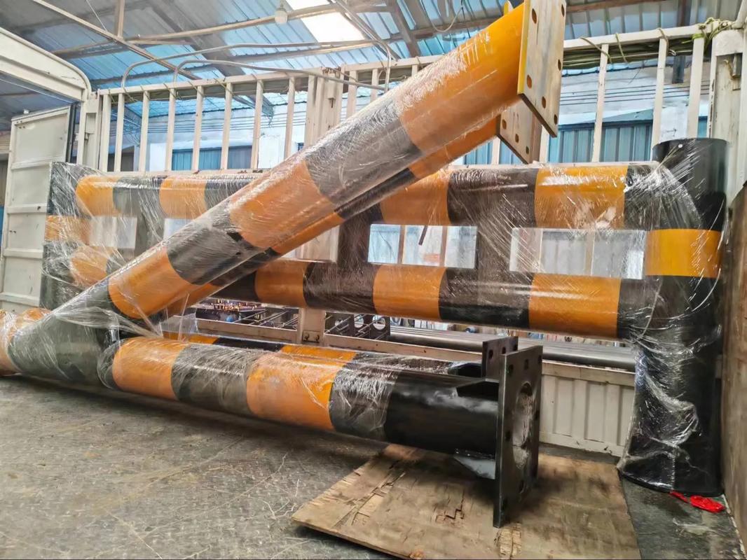 《成都湘達交通設(shè)施》專業(yè)生產(chǎn):交通標(biāo)識,標(biāo)牌,標(biāo)桿,地